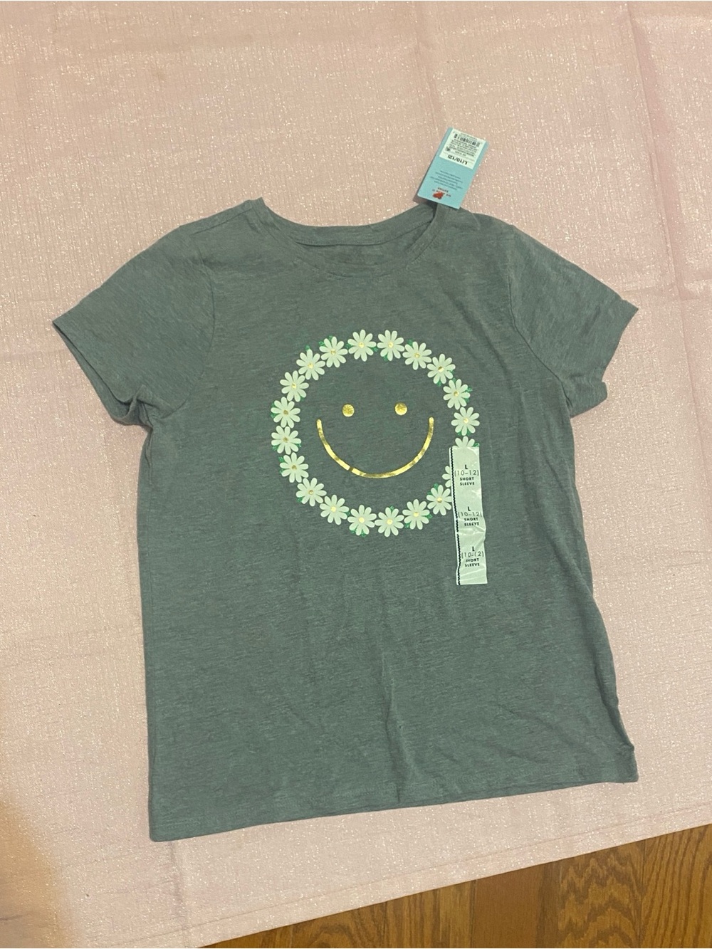 Girls' Gray Daisy Smiley Face shirt